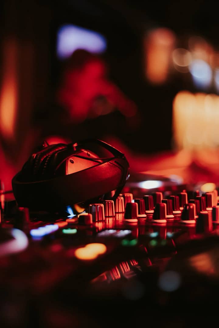 dj live muziek uitgaan swing gouda centrum