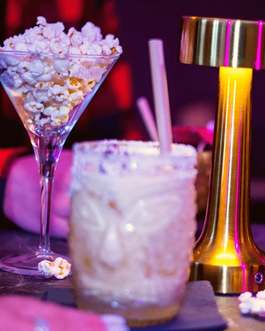 cocktailbar dependance tropical chique instagrammable netherlands
